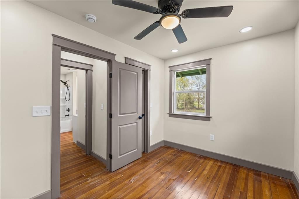 315 E Park Road — photo 34