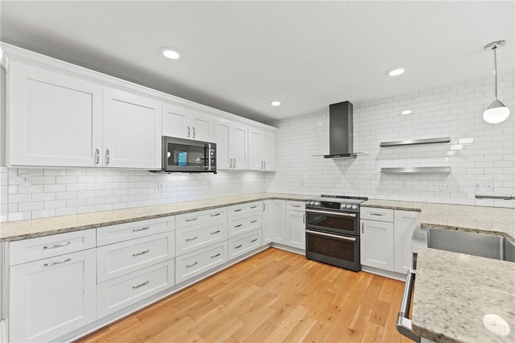 551 NW North Shore Drive — photo 10