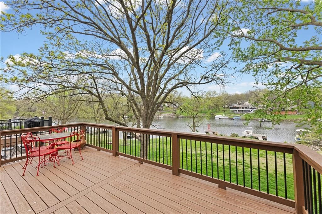 551 NW North Shore Drive — photo 17