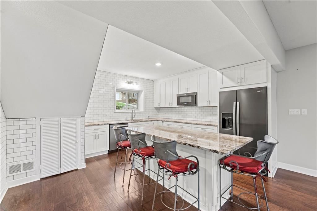 551 NW North Shore Drive — photo 29
