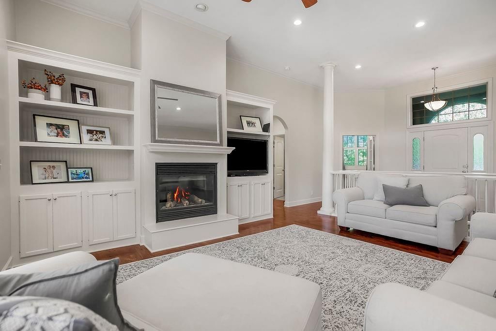 10237 Marion Street — photo 5
