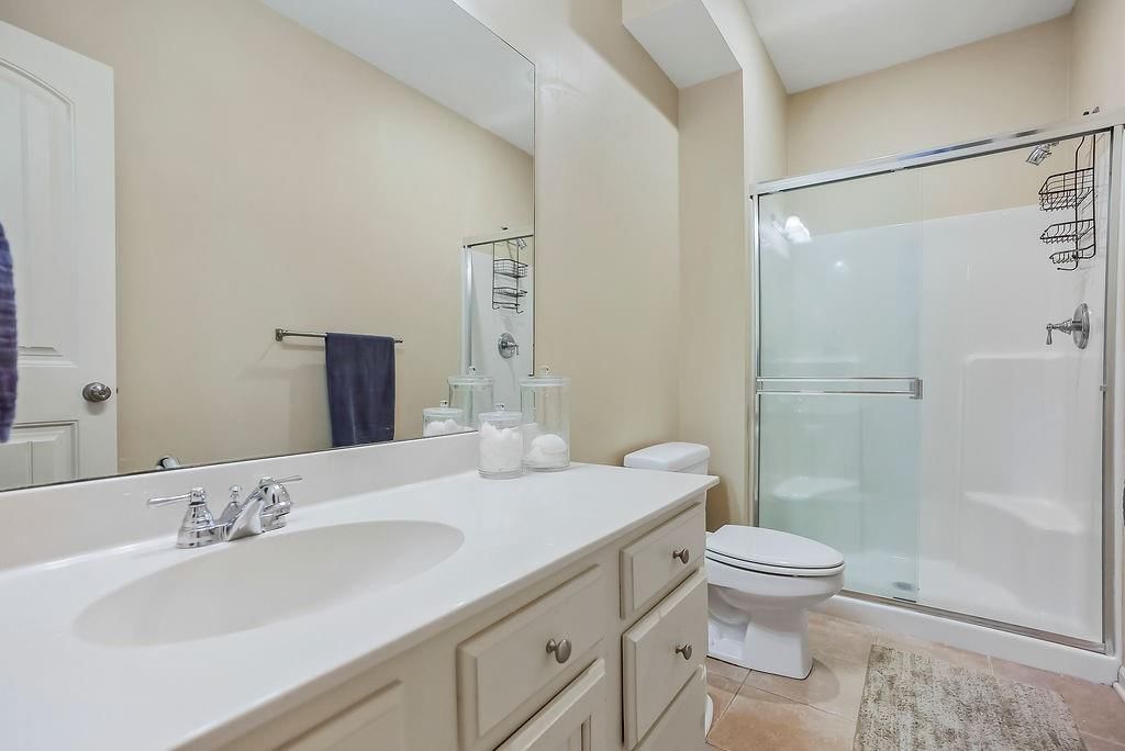 10237 Marion Street — photo 30
