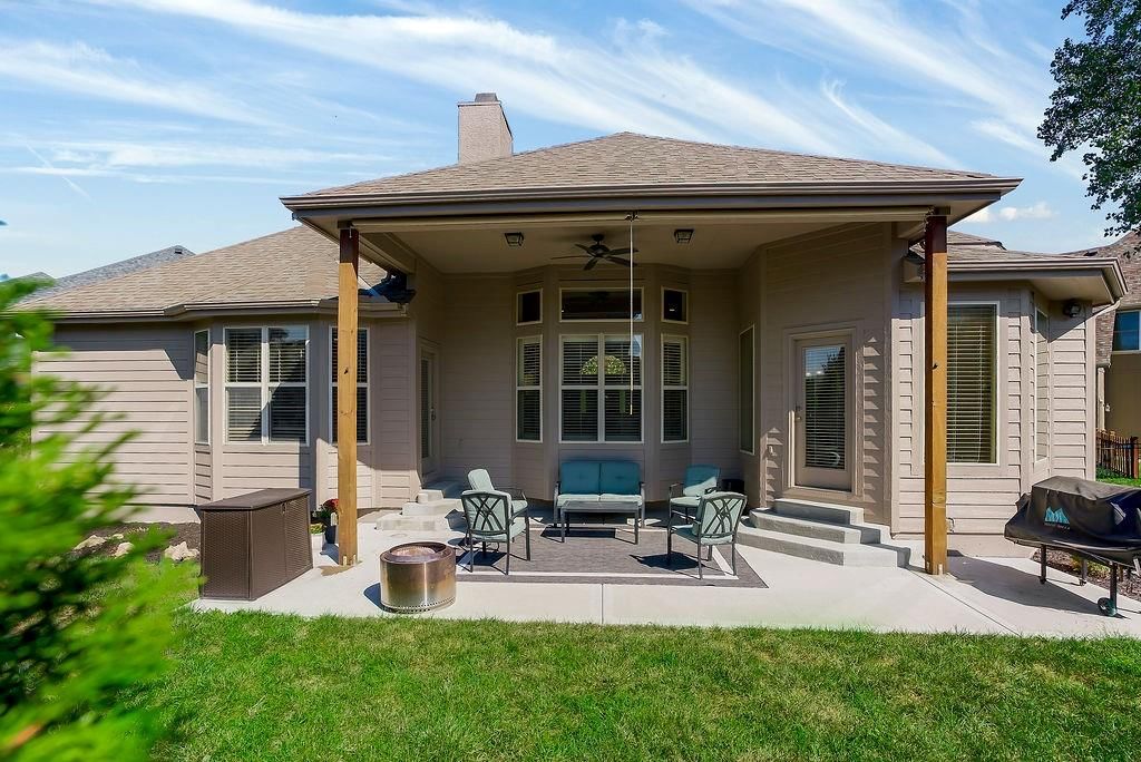 10237 Marion Street — photo 33