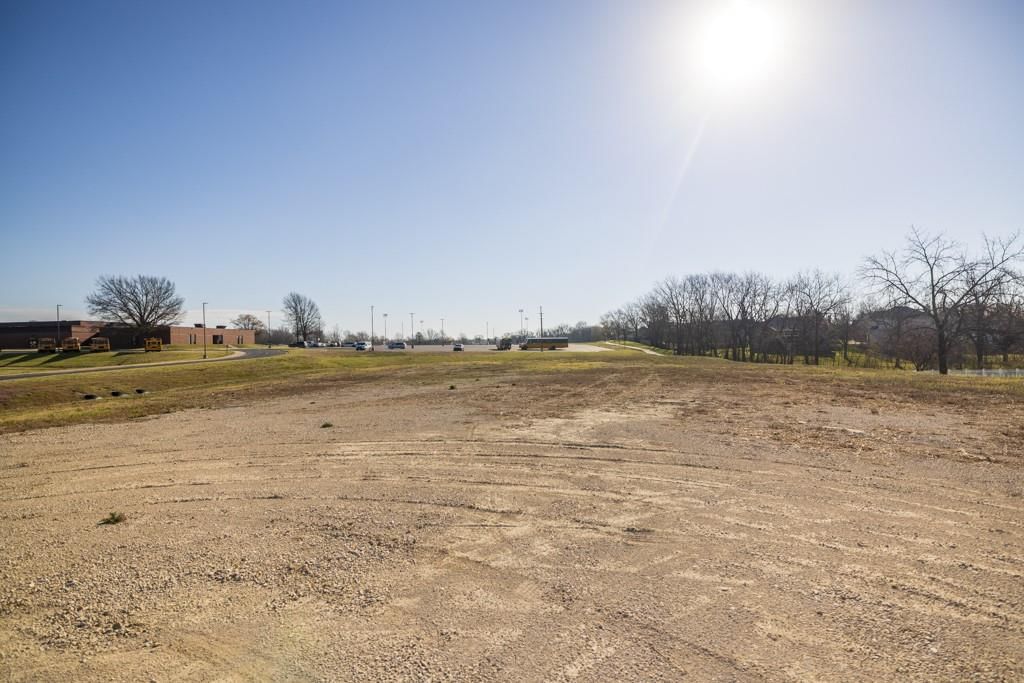 S Metcalf Road — photo 26