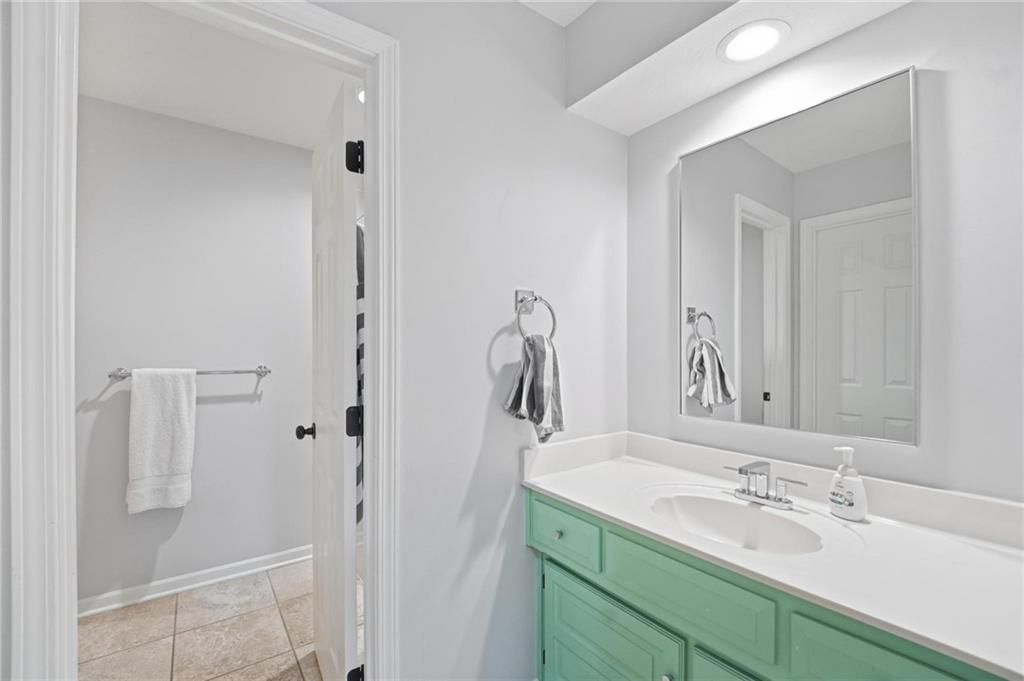 5303 NW 60th Terrace — photo 31