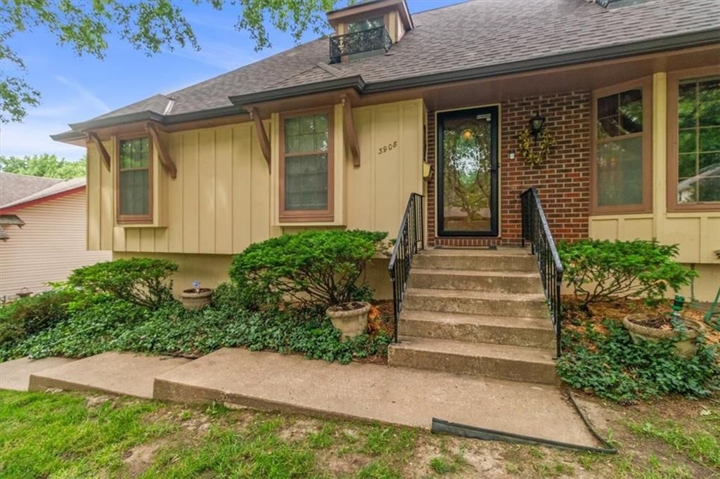3908 Woodbury Street — photo 4