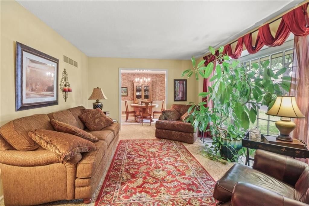 3908 Woodbury Street — photo 5