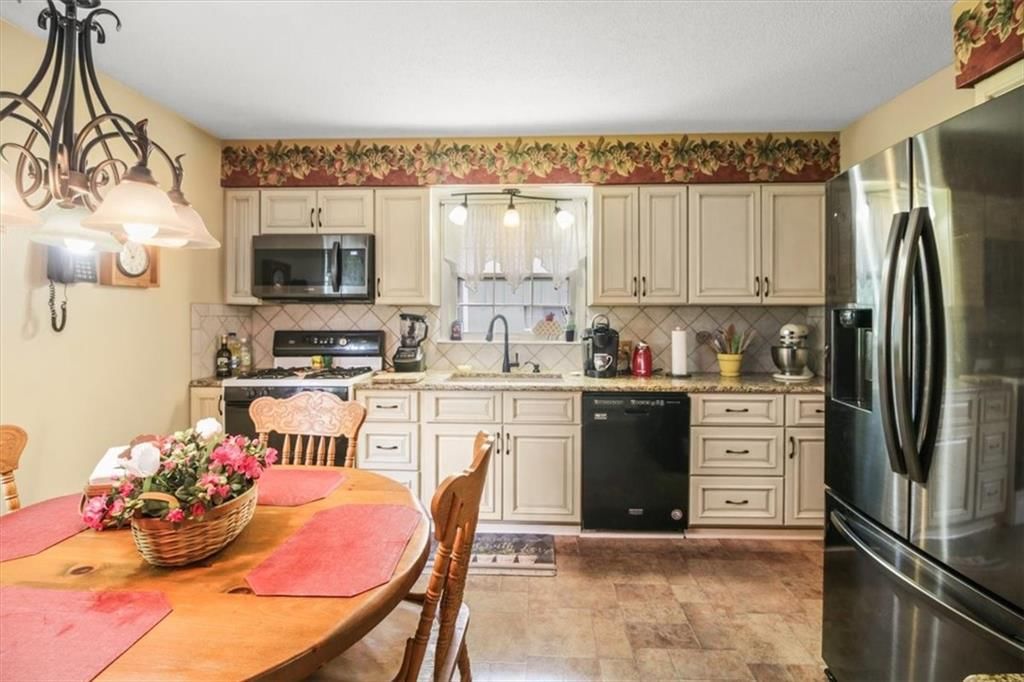 3908 Woodbury Street — photo 10