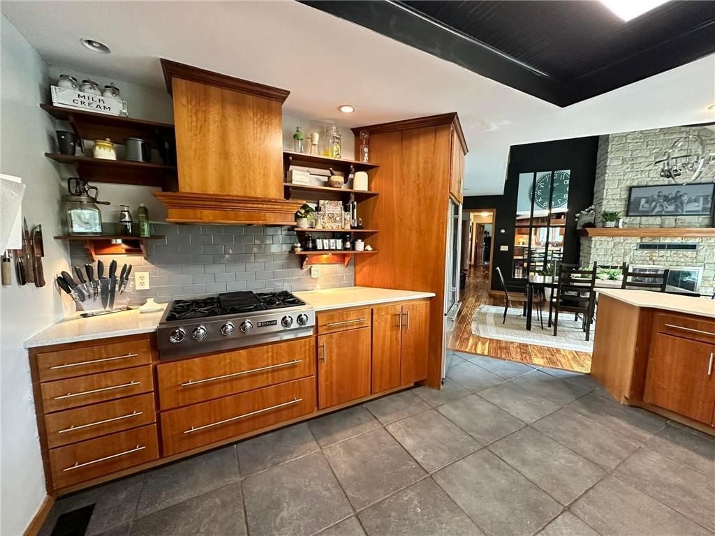 24 Lakeview Drive — photo 12