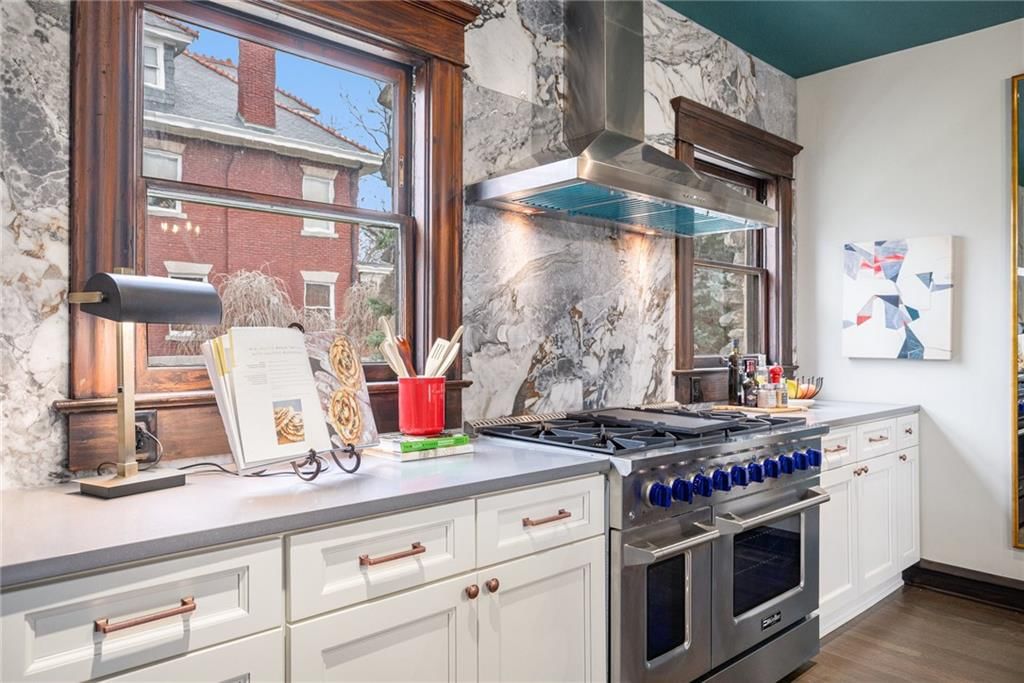 2930 Campbell Street — photo 9