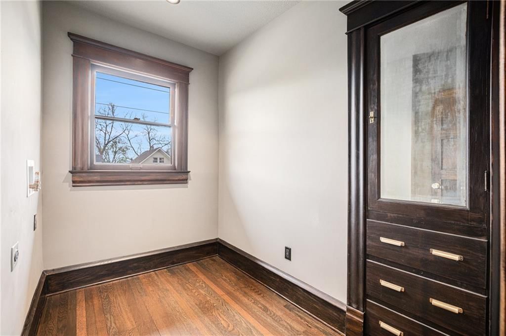 2930 Campbell Street — photo 20