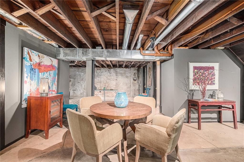 2930 Campbell Street — photo 40