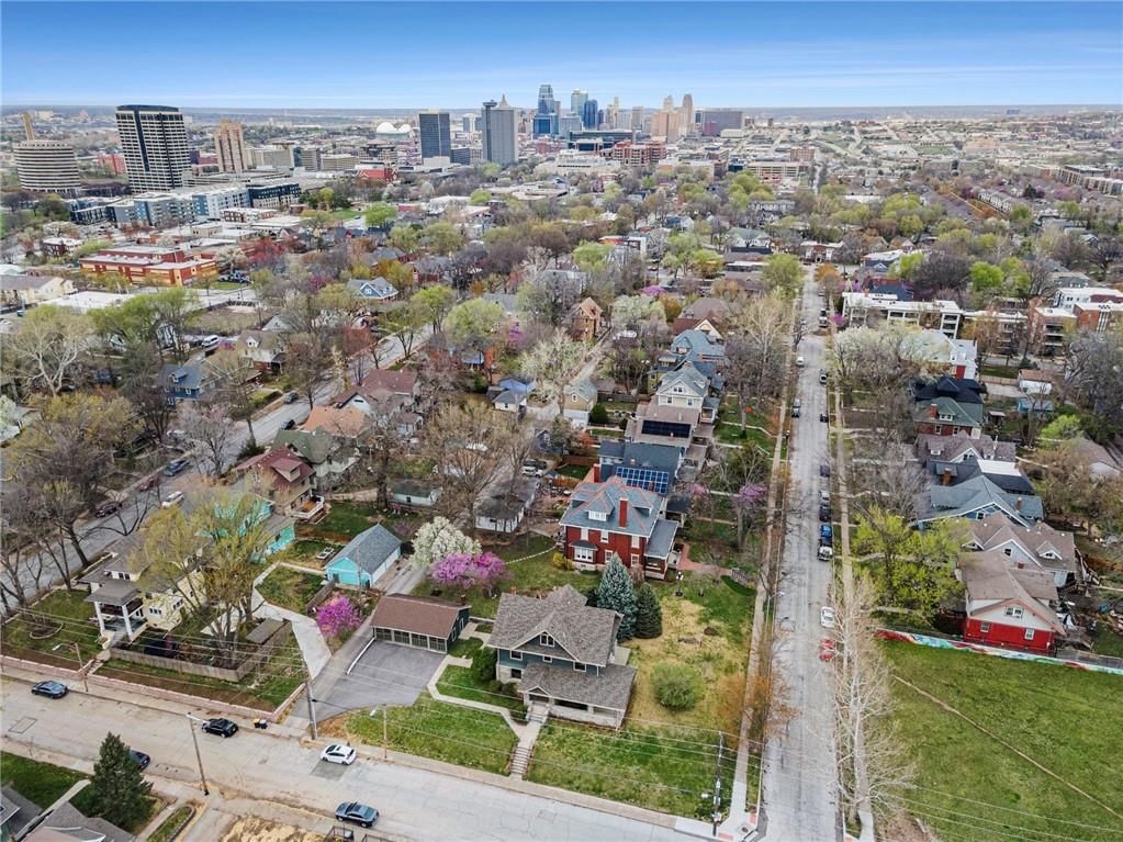 2930 Campbell Street — photo 49