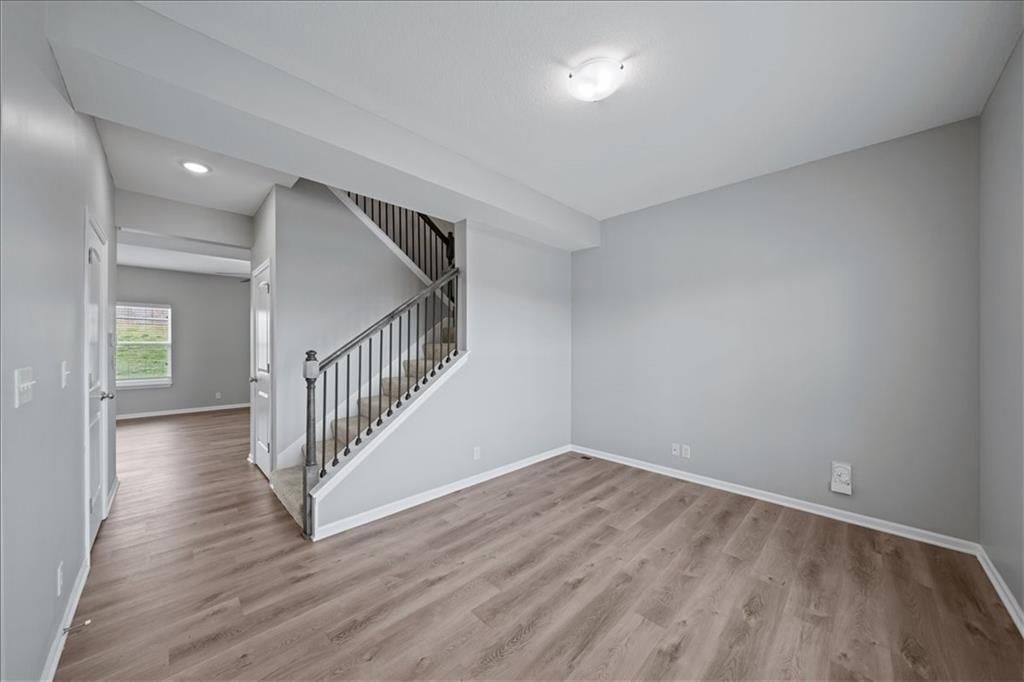 20012 E 24th Terrace Court — photo 2