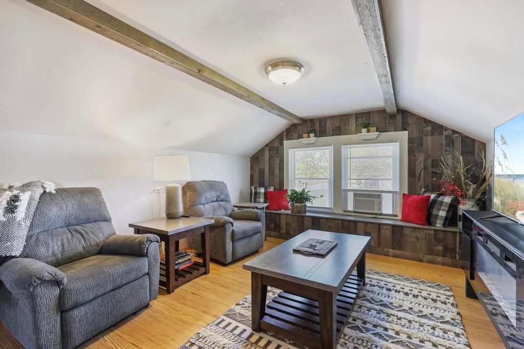 802 Heylman Street — photo 21