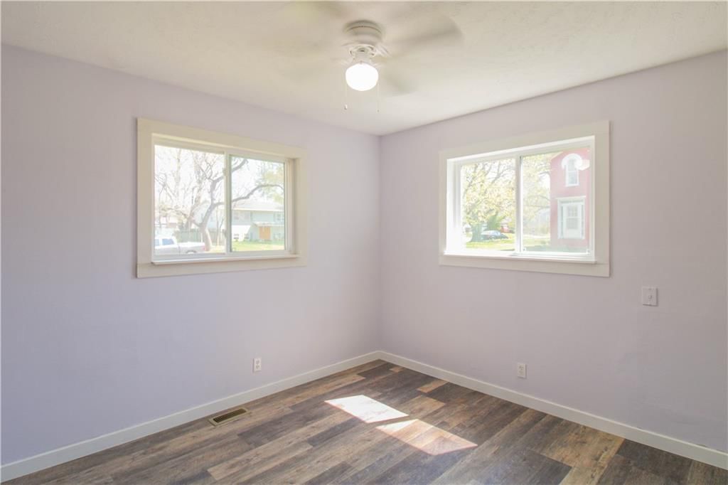 1919 Clare Road — photo 15