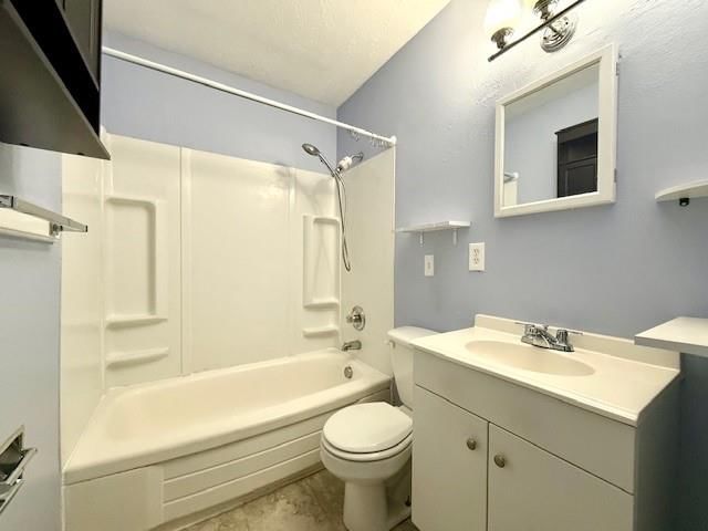 1919 Clare Road — photo 17