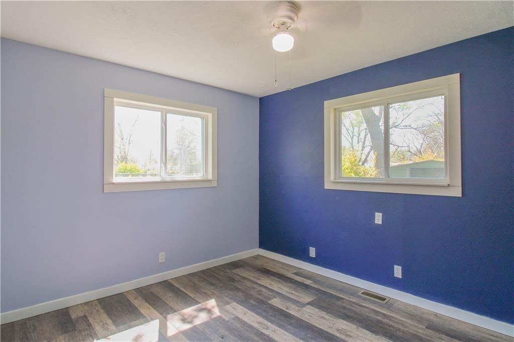 1919 Clare Road — photo 18