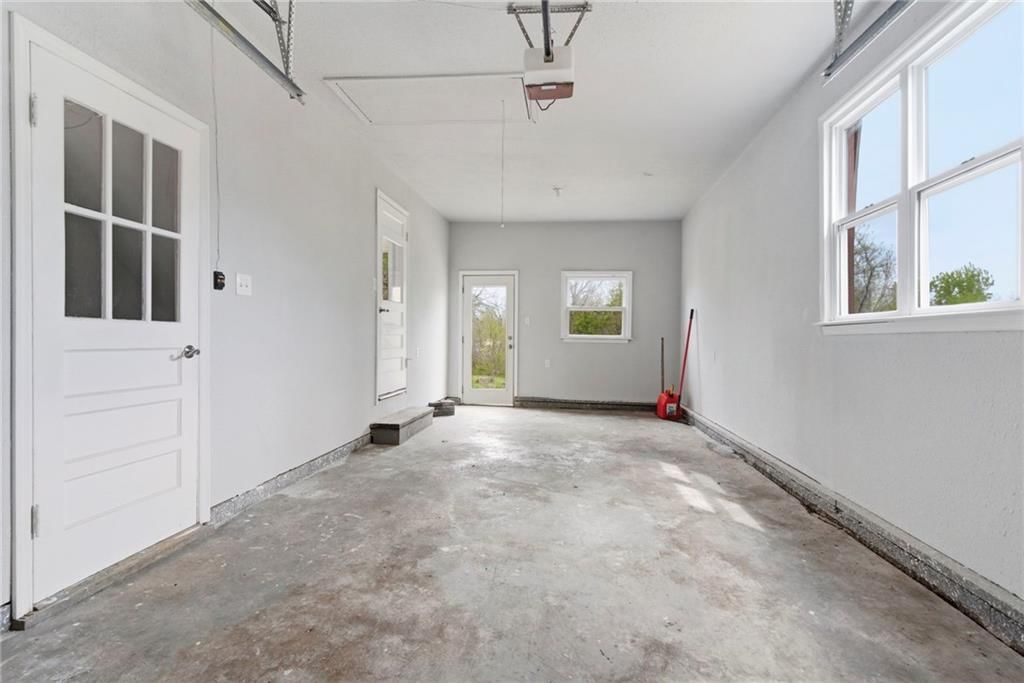 307 E Orchard Street — photo 21