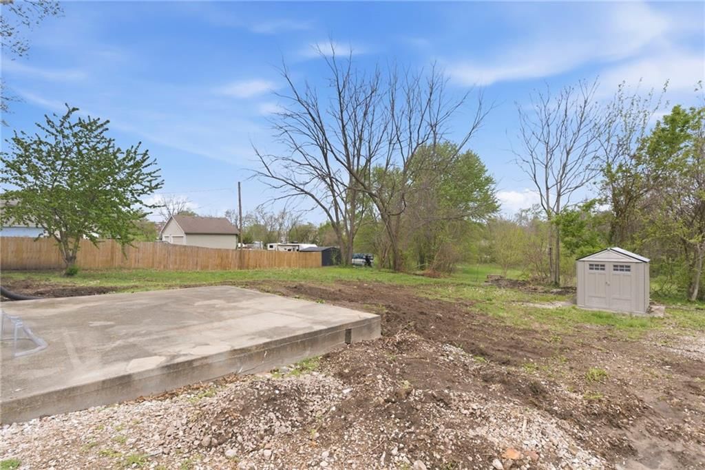 307 E Orchard Street — photo 23