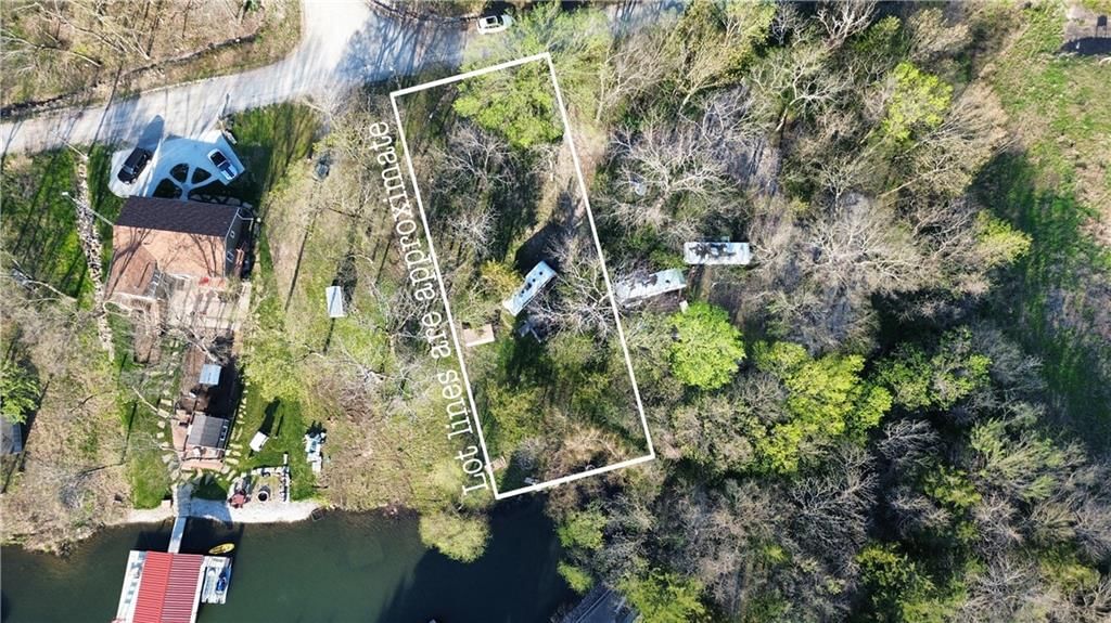 133 W Sugar Lake Drive — photo 2