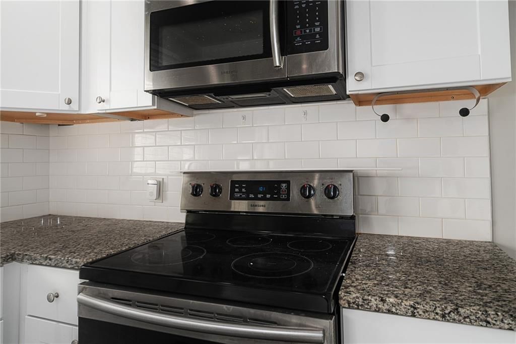 12005 Belmont Avenue — photo 12