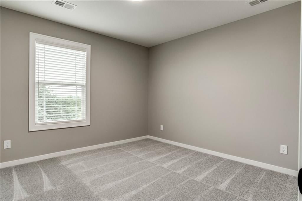 16827 W 164th Terrace — photo 21