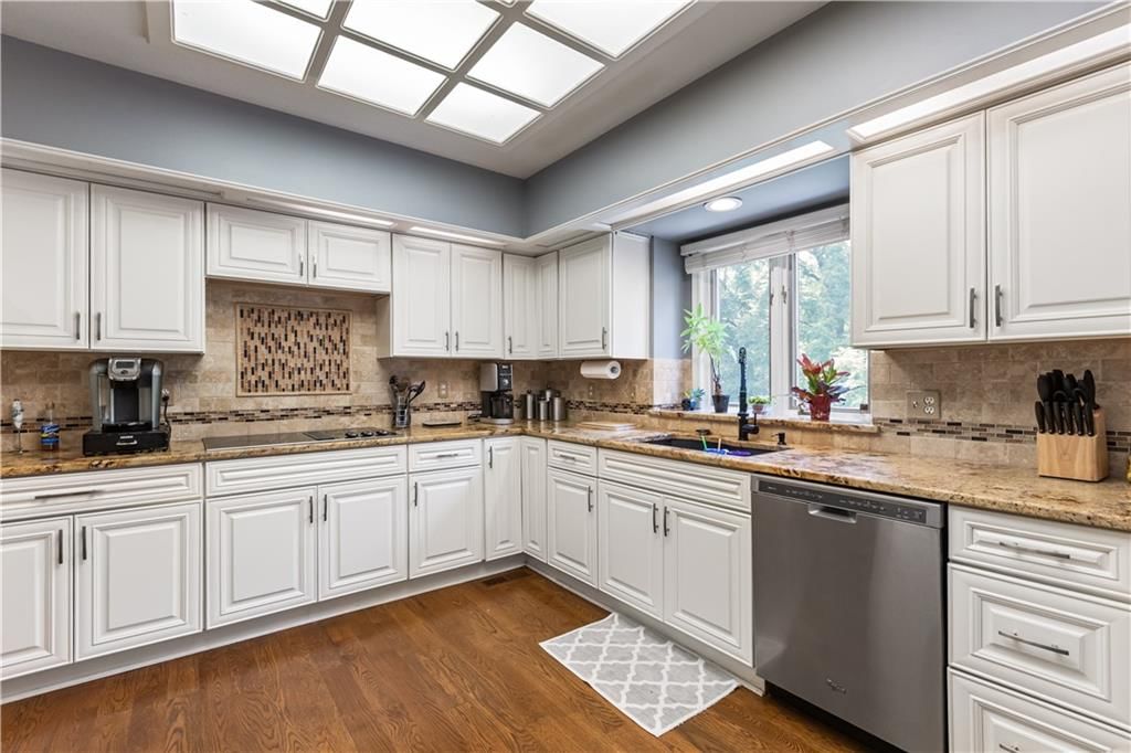 12380 Summit Street — photo 30