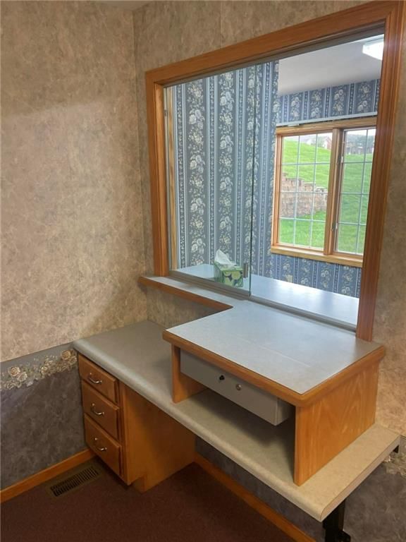 2401 N Woodbine Road — photo 26