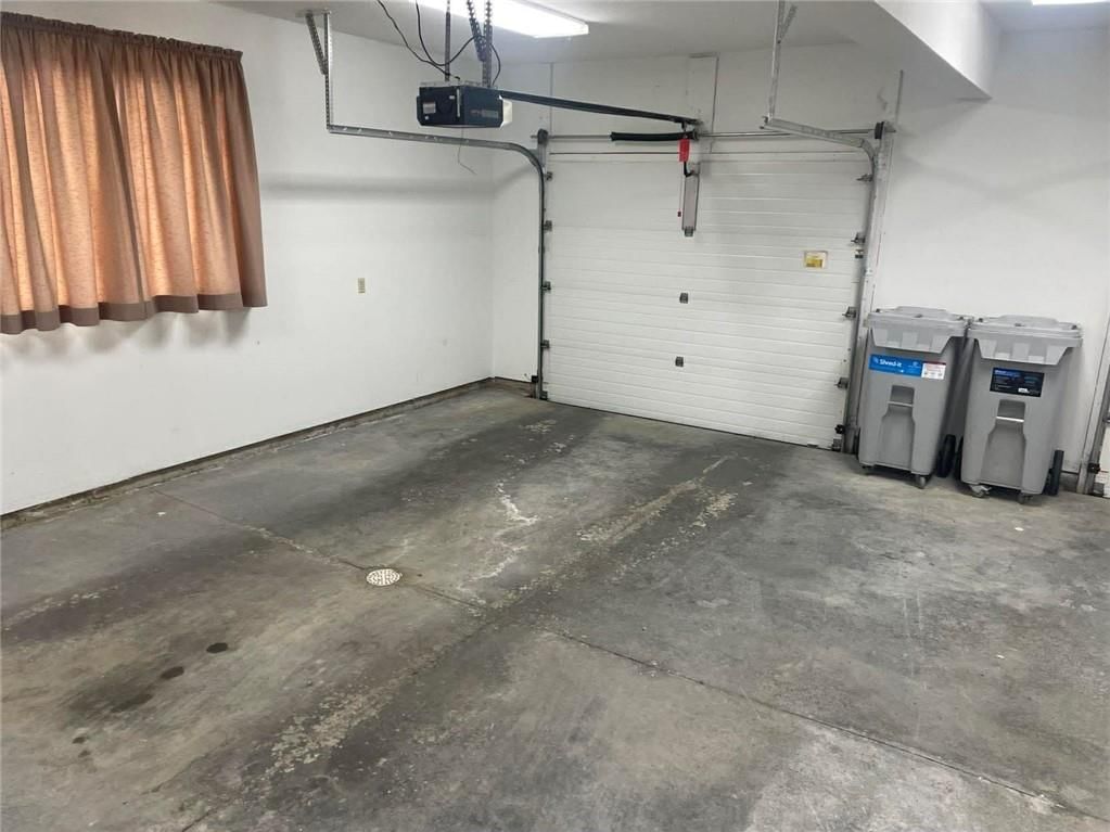 2401 N Woodbine Road — photo 32