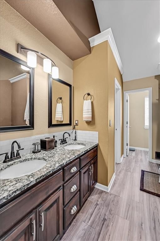 218 S Melrose Lane — photo 10