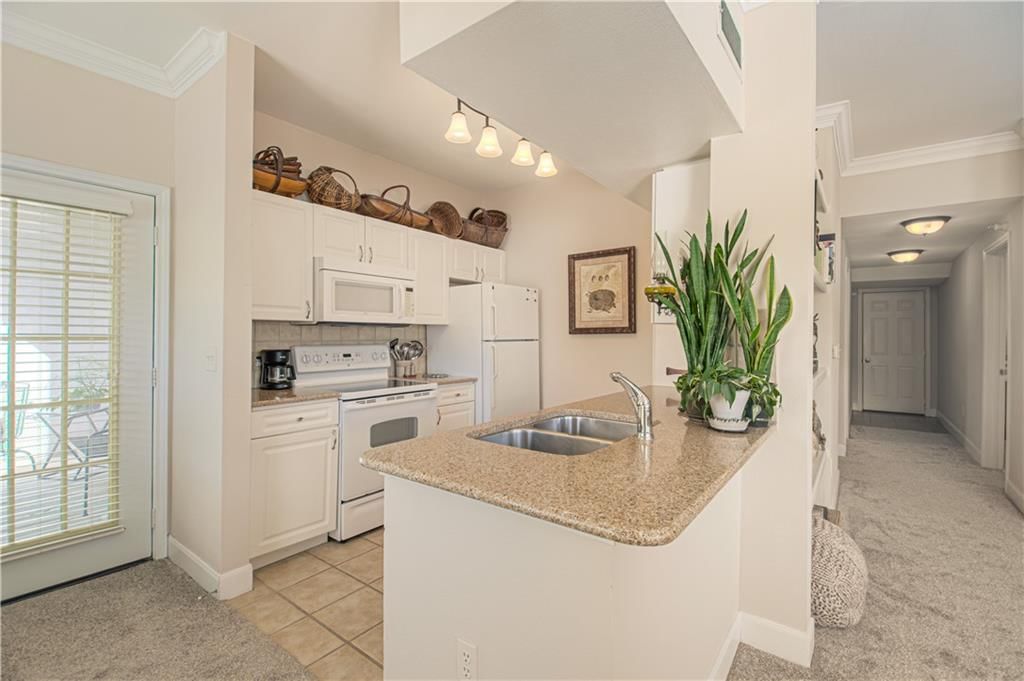 11630 Tomahawk Creek Parkway — photo 3