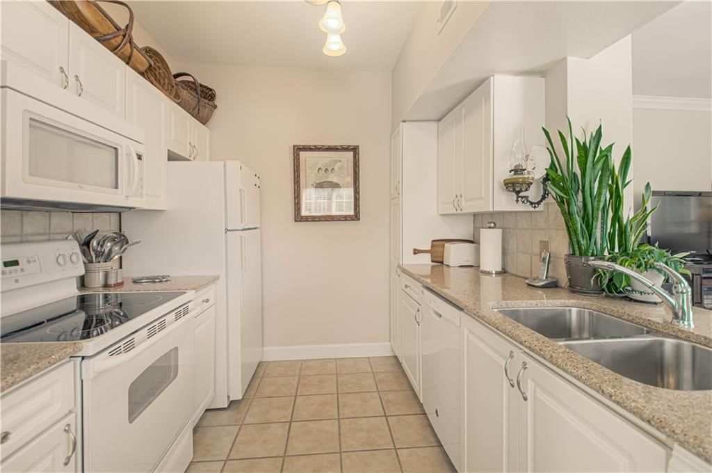 11630 Tomahawk Creek Parkway — photo 5