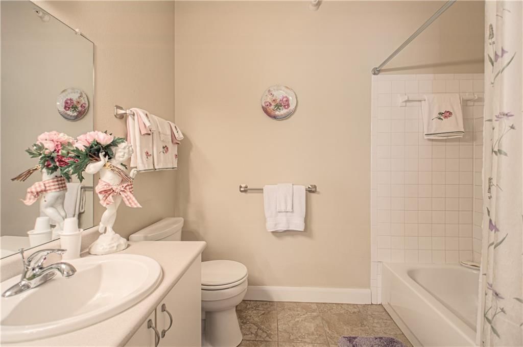 11630 Tomahawk Creek Parkway — photo 17
