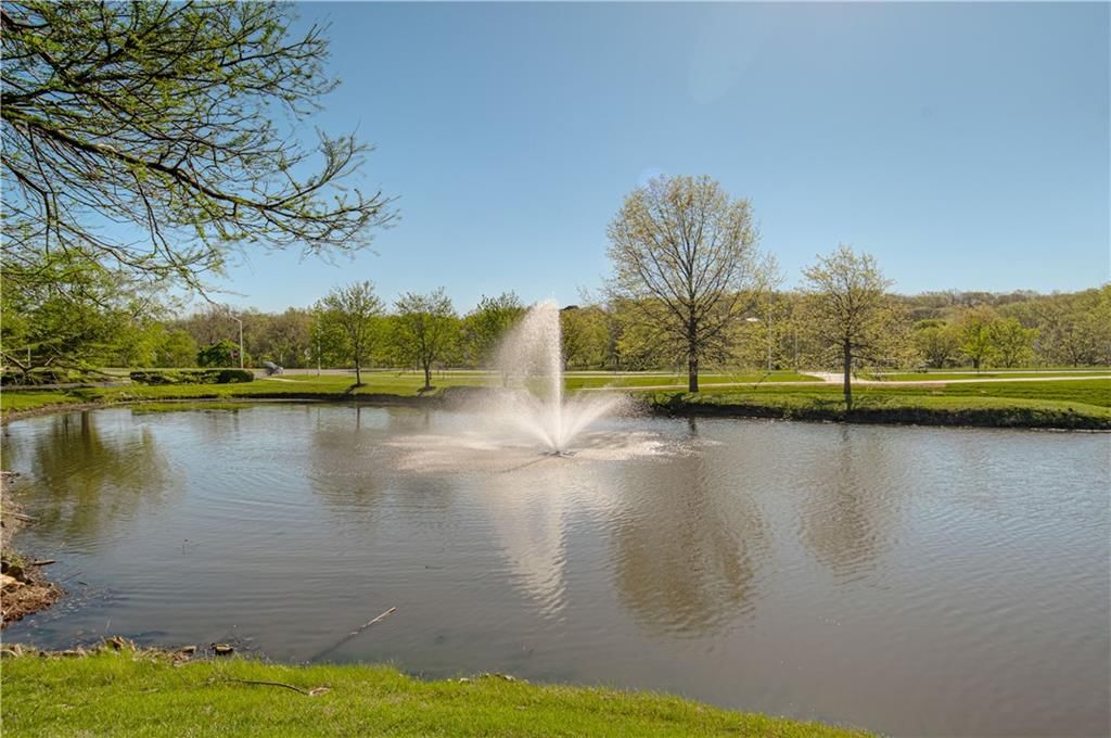 11630 Tomahawk Creek Parkway — photo 22