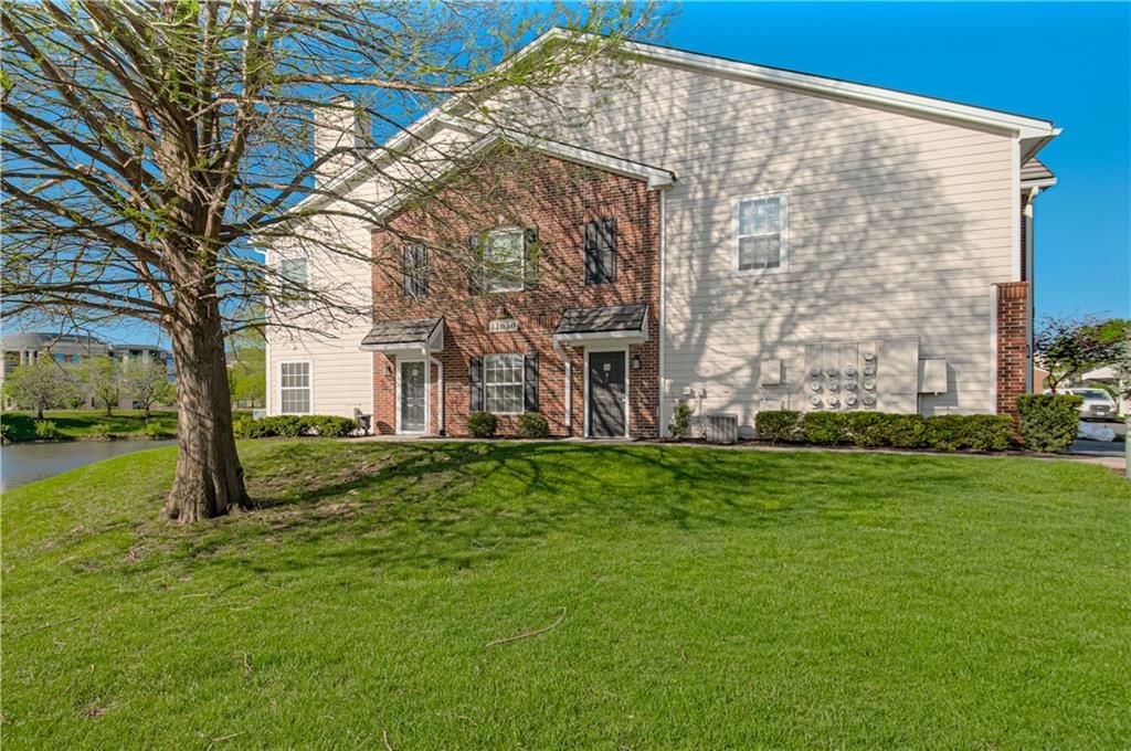 11630 Tomahawk Creek Parkway — photo 25