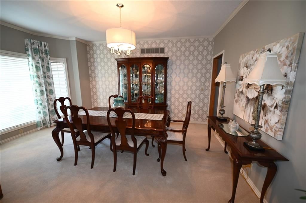 304 Reavley Drive — photo 20