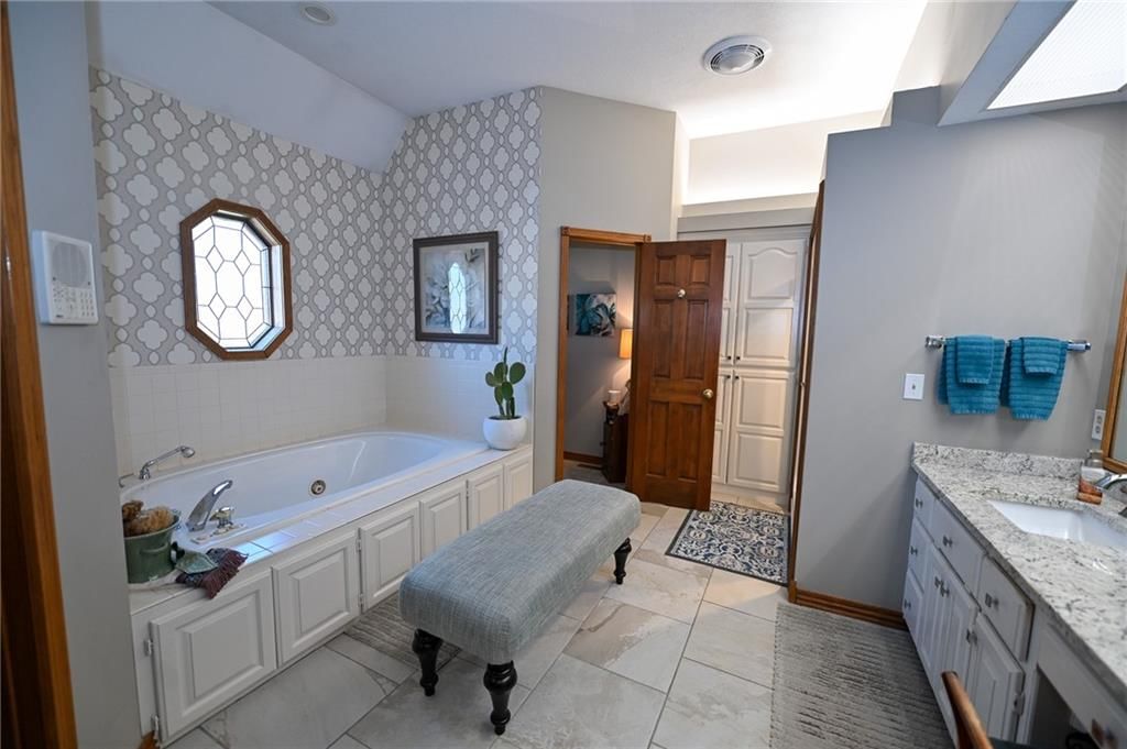 304 Reavley Drive — photo 24