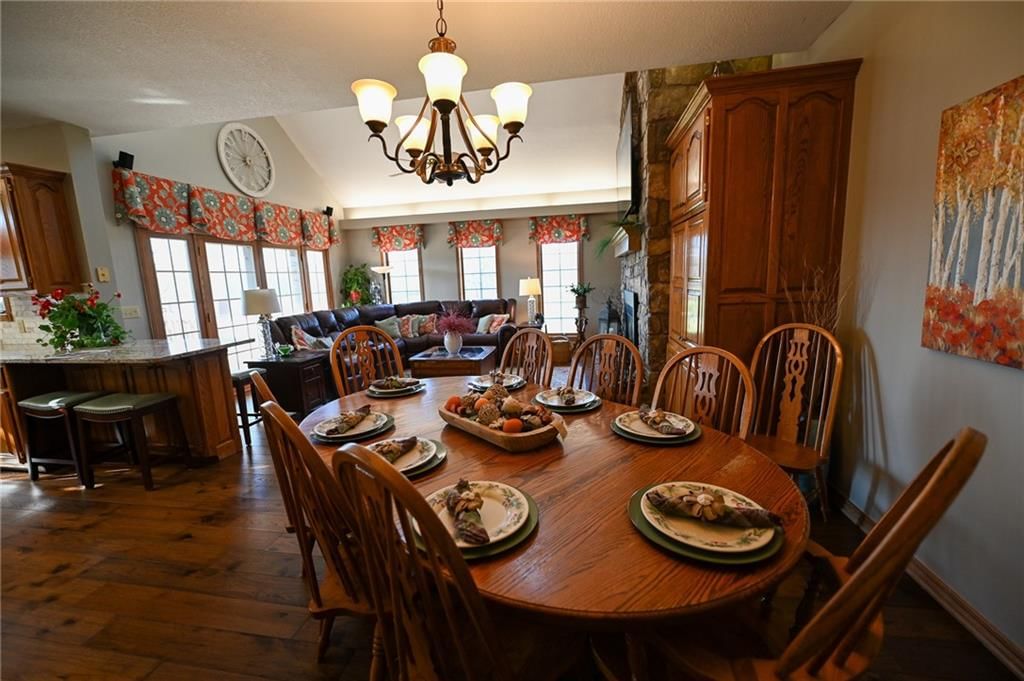 304 Reavley Drive — photo 27