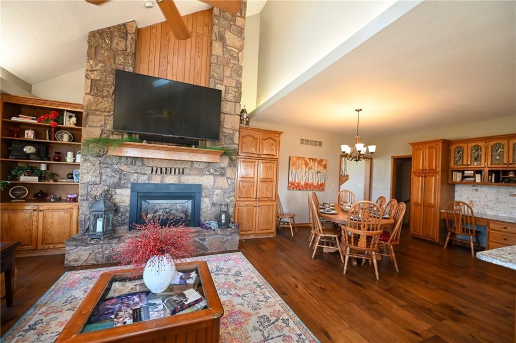 304 Reavley Drive — photo 29