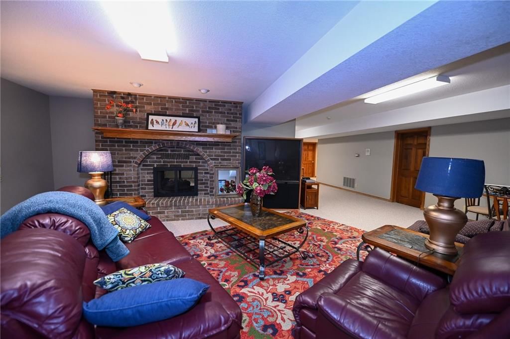 304 Reavley Drive — photo 68