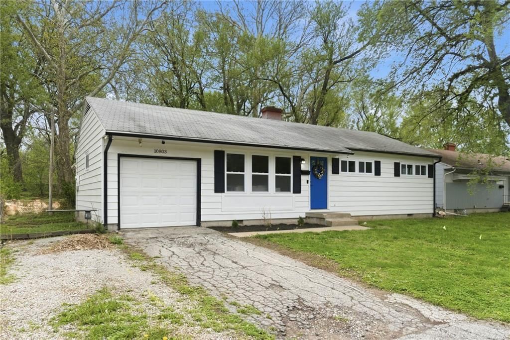 10803 Blue Ridge Boulevard — photo 3