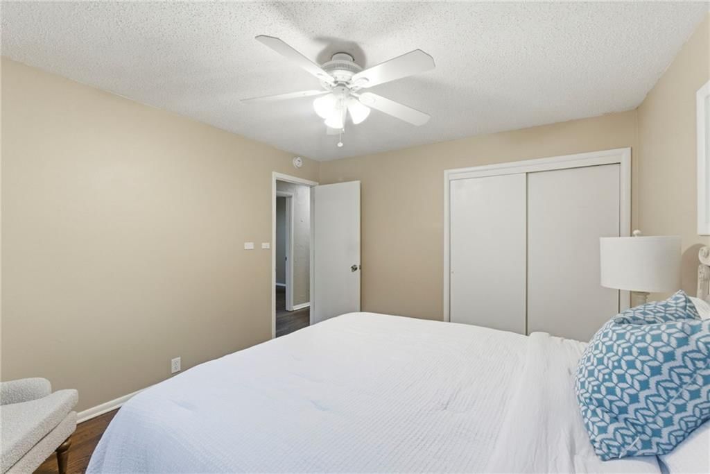 10803 Blue Ridge Boulevard — photo 10