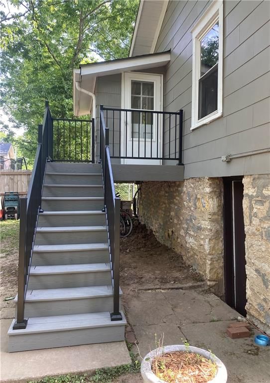 3050 N 49th Terrace — photo 31