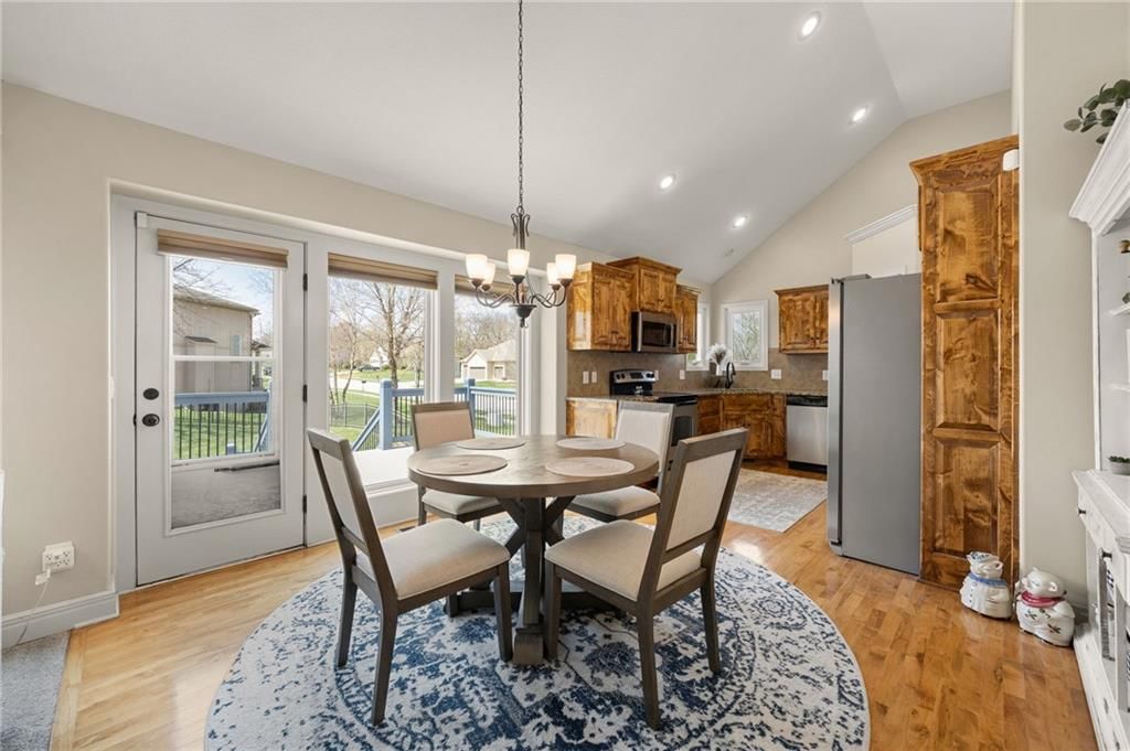 5240 NW Belton Court — photo 10