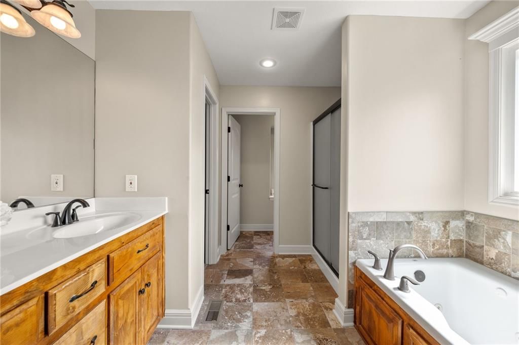 5240 NW Belton Court — photo 18