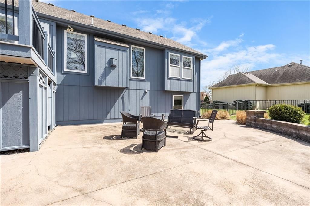 5240 NW Belton Court — photo 36