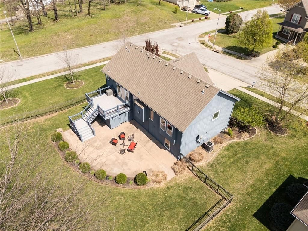 5240 NW Belton Court — photo 44