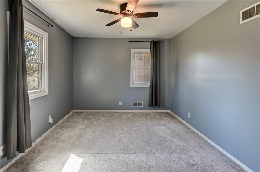 11003 Herrick Avenue — photo 17