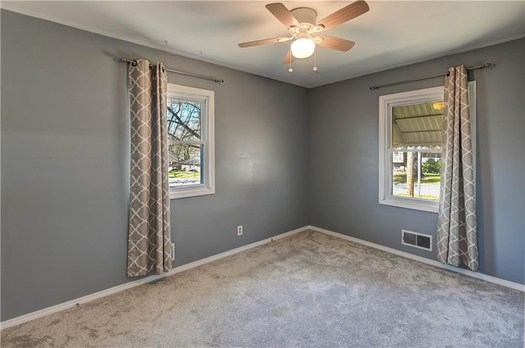 11003 Herrick Avenue — photo 20